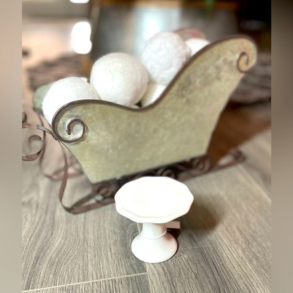 NEW Glossy White Cupcake Pedestal Display NWT 7 Available